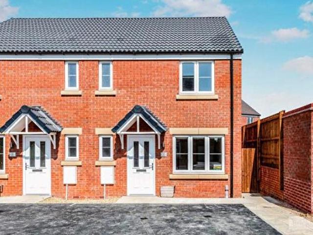 3 Bedroom House To Rent In Brotherton Close, Weldon, NN17