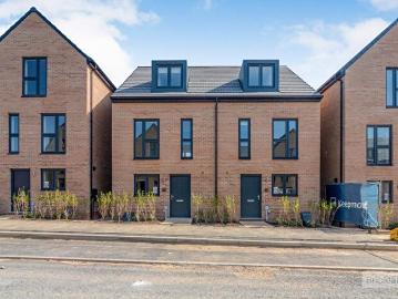 3 Bedroom House To Rent In Bronte Avenue, MK4