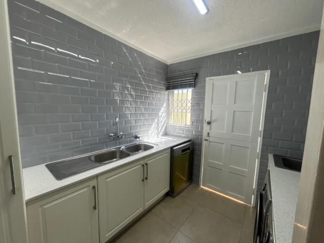 3 Bedroom House To Rent in Brooklyn