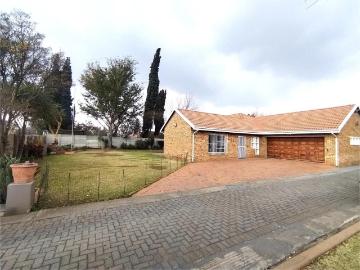 3 Bedroom house to rent in Brackenhurst, Alberton