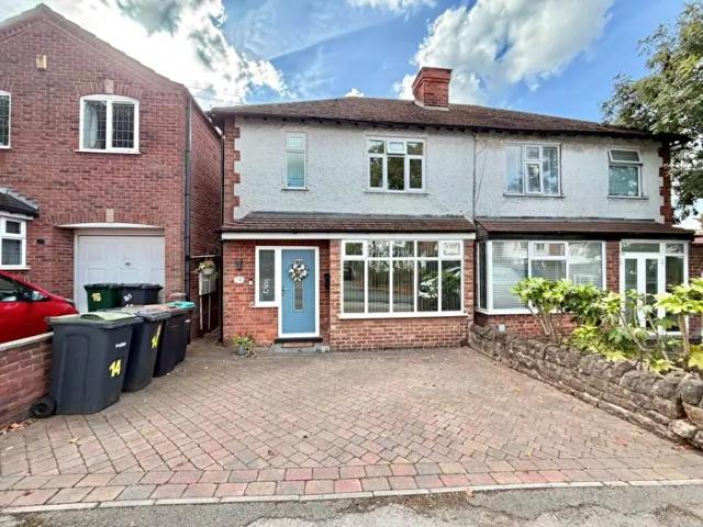 3 Bedroom House To Rent In Breckhill Road, Woodthorpe, Nottingham, NG5