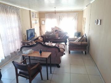 3 Bedroom House To Rent in Brentpark