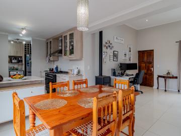 3 Bedroom House To Rent in Burgundy Estate