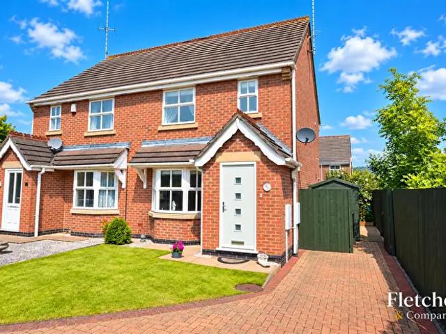 3 Bedroom House To Rent In Castle View, Duffield, DE56