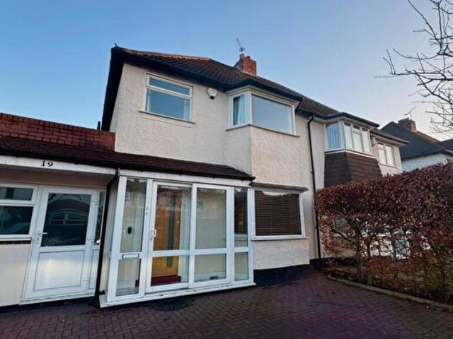 3 Bedroom House To Rent In College Road, Sutton Coldfield, B73