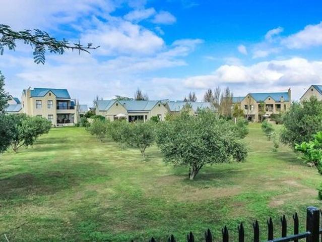 3 Bedroom House To Rent in De Wijnlanden Residential Estate