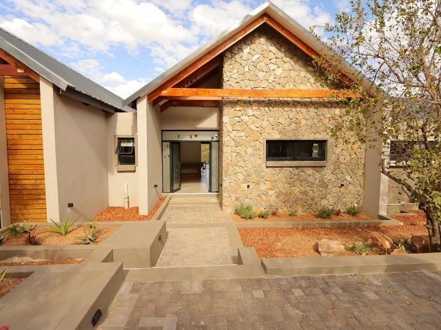3 Bedroom House To Rent in Elephant Rock Eco Estate