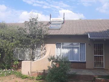 House to rent in Tedstoneville - Swimming pool