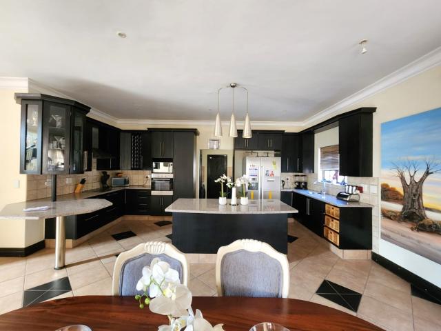 3 Bedroom House To Rent in Faerie Glen