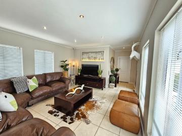 3 Bedroom House To Rent in Fernwood