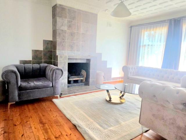 3 Bedroom House To Rent in Florentia