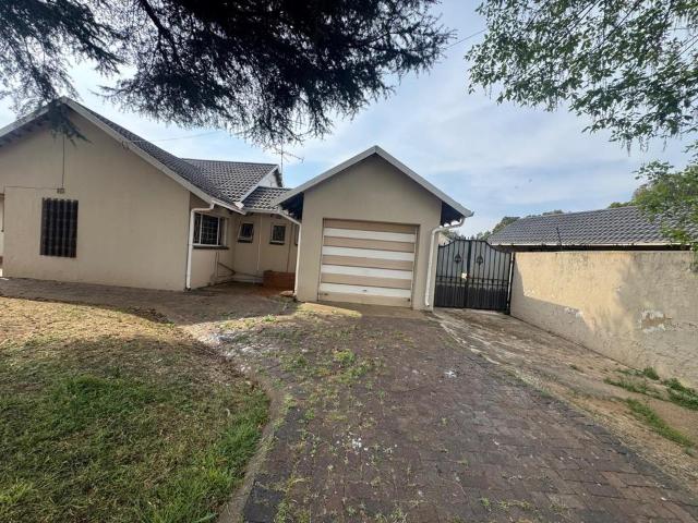 3 Bedroom House to Rent in Fleurhof