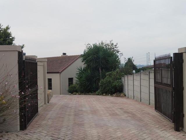 3 Bedroom house to rent in Haasendal, Kuils River