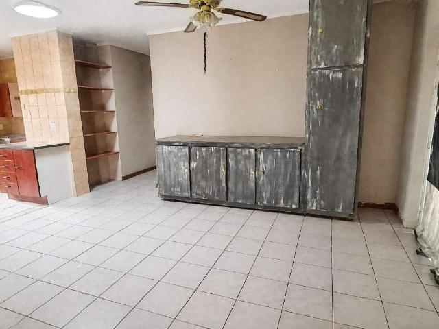 3 Bedroom House To Rent in Ivy Park
