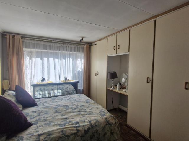 3 Bedroom House To Rent in Kibler Park