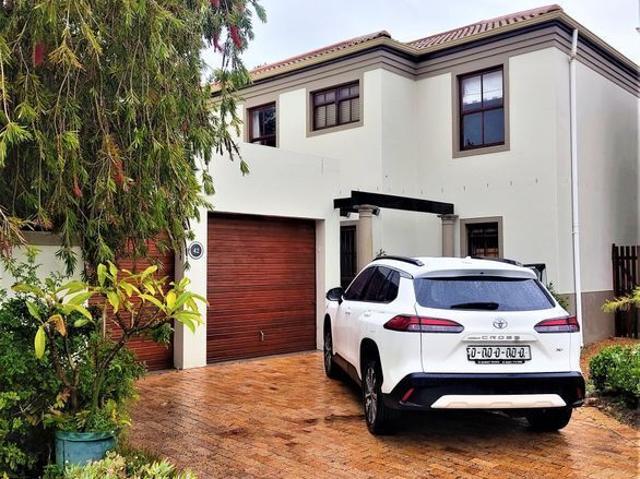 3 Bedroom house to rent in Kirstenhof, Cape Town