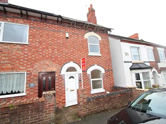 3 Bedroom House To Rent In Lansdowne Road, Swadlincote, DE11
