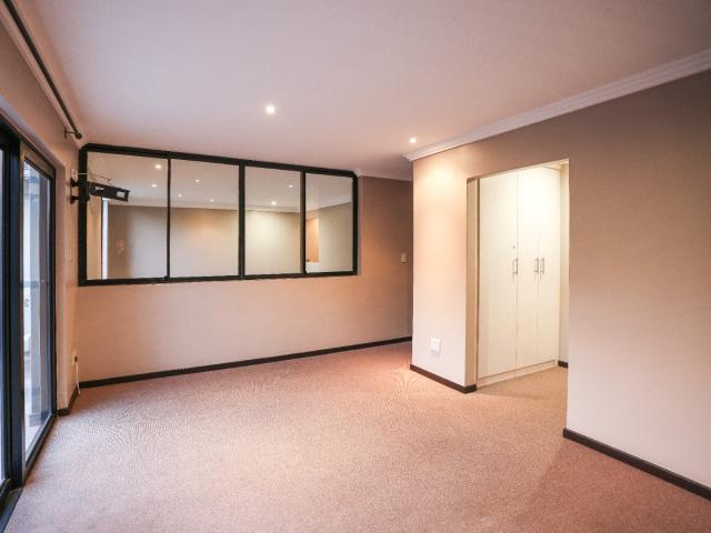 3 Bedroom House To Rent in Lombardy Estate