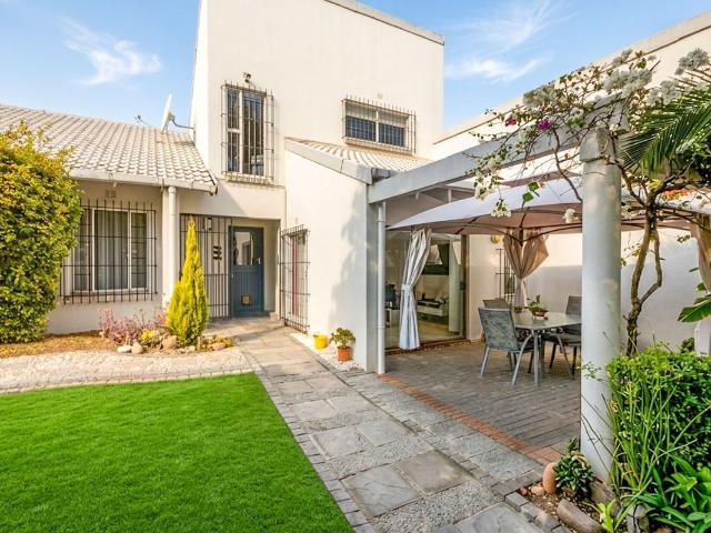 3 Bedroom House To Rent in Lonehill