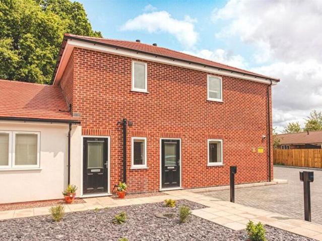 3 Bedroom House To Rent In Manor Road, Derby, DE23