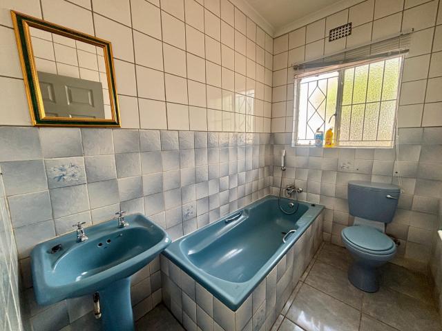 3 Bedroom House To Rent in Mayberry Park