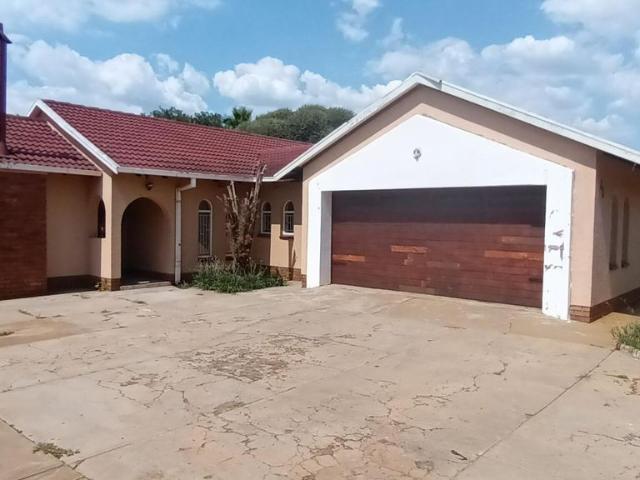 3 Bedroom house to rent in Meiringspark, Klerksdorp