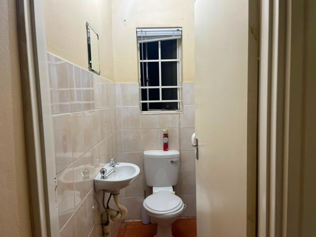 3 Bedroom House To Rent in Mineralia
