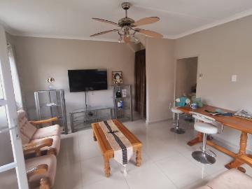 3 Bedroom House To Rent in Montford