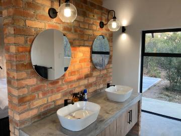 3 Bedroom House To Rent in Moditlo Nature Reserve
