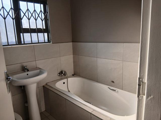 3 Bedroom House To Rent in Nazareth