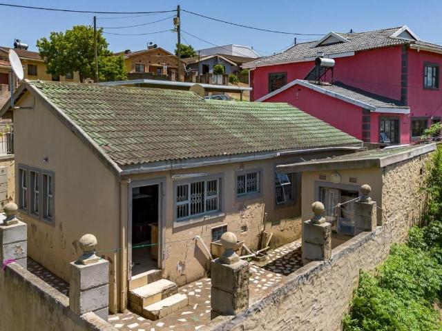 3 Bedroom house to rent in Newlands West, Durban