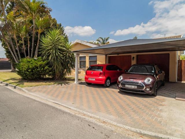 3 Bedroom house to rent in Oakglen, Bellville
