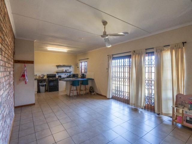 3 Bedroom House To Rent in Oatlands North