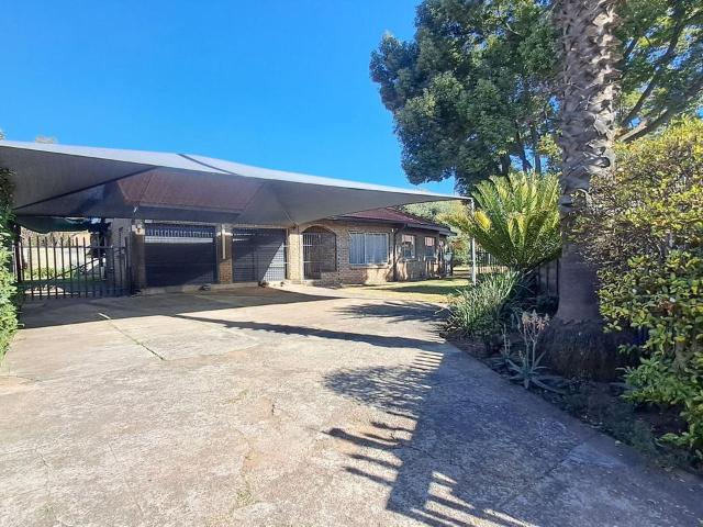 3 Bedroom house to rent in Oos Einde, Rustenburg