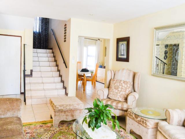 3 Bedroom House To Rent in Ormonde