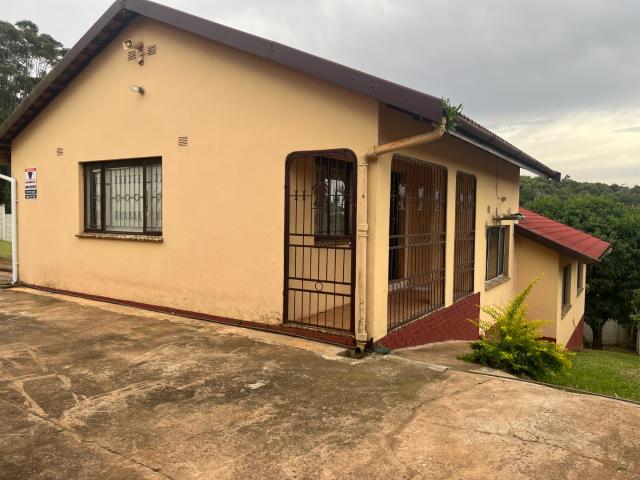 3 Bedroom House To Rent in Park Rynie