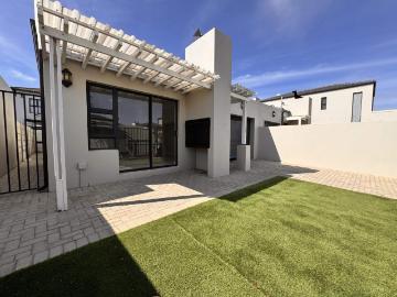 3 Bedroom House To Rent in Parklands North