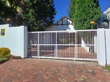 3 Bedroom house to rent in Parkmore, Sandton