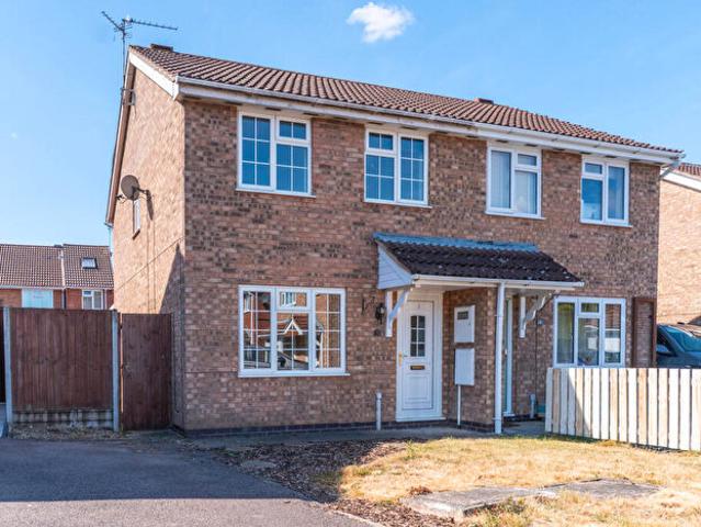 3 Bedroom House To Rent In Pawley Close, Whetstone, LE8