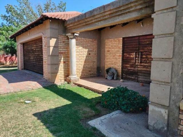 3 Bedroom House to Rent in Pellissier