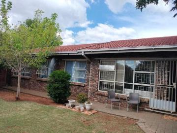 3 Bedroom House to Rent in Pellissier