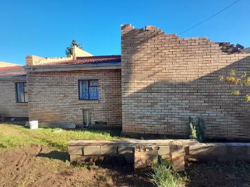 Maluti-a-Phofung Local Municipality, Uthukela District Municipality, KwaZulu-Natal