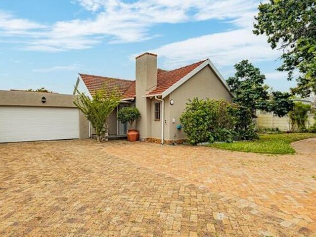 3 Bedroom house to rent in Pinelands, Cape Town