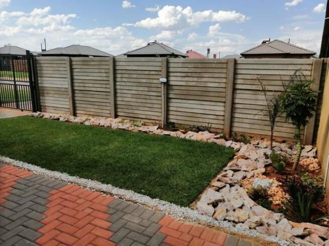 3 Bedroom House To Rent in Protea Glen
