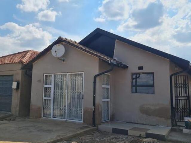 3 Bedroom House to Rent in Protea Glen