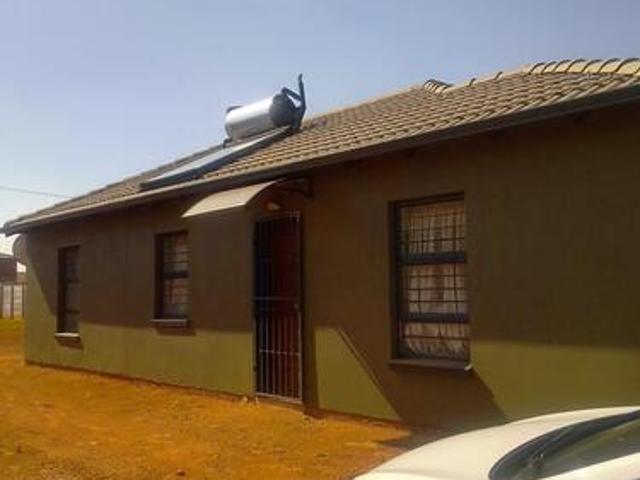 3 Bedroom House to Rent in Protea Glen