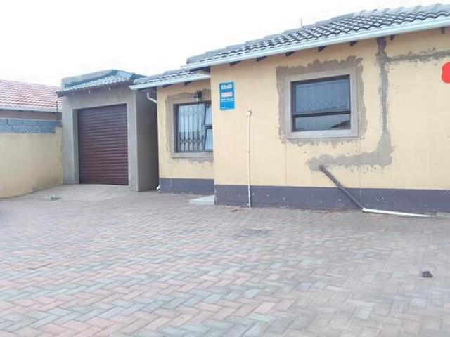 3 Bedroom House to Rent in Protea Glen