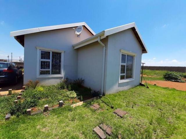 3 Bedroom House to Rent in Protea Glen