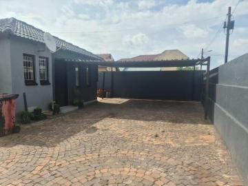 3 Bedroom House to Rent in Protea Glen