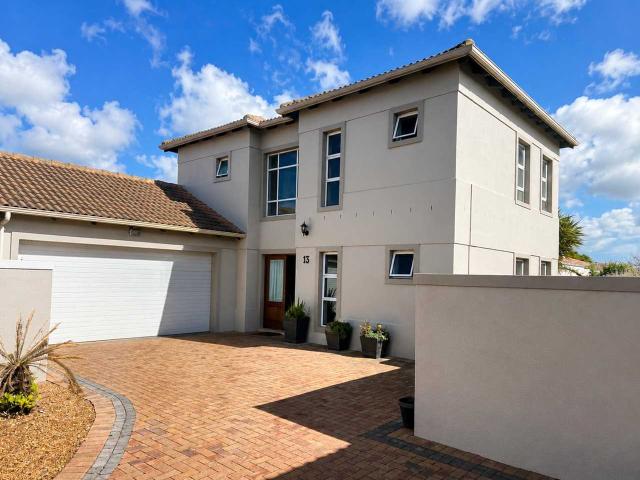 3 Bedroom House to rent in Protea Heights